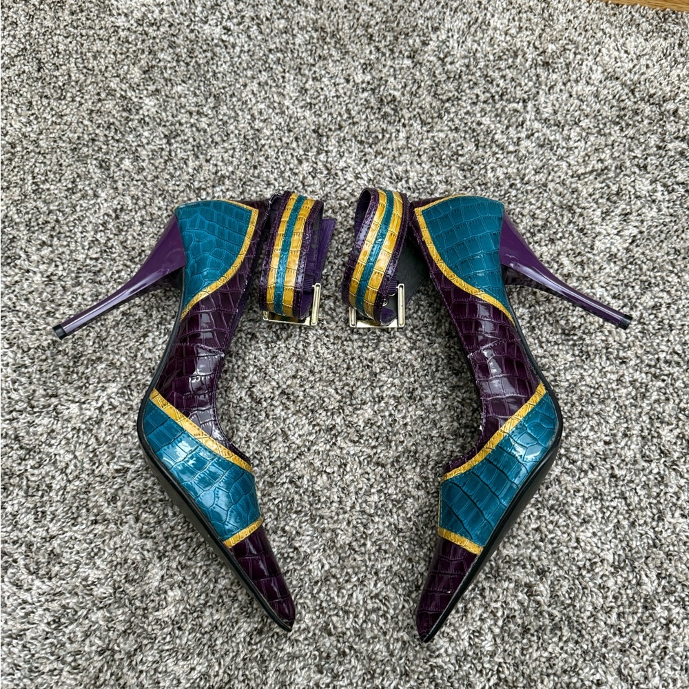 Anne Michelle Purple and Teal Heels with Gold Accents - Picture 7 of 8